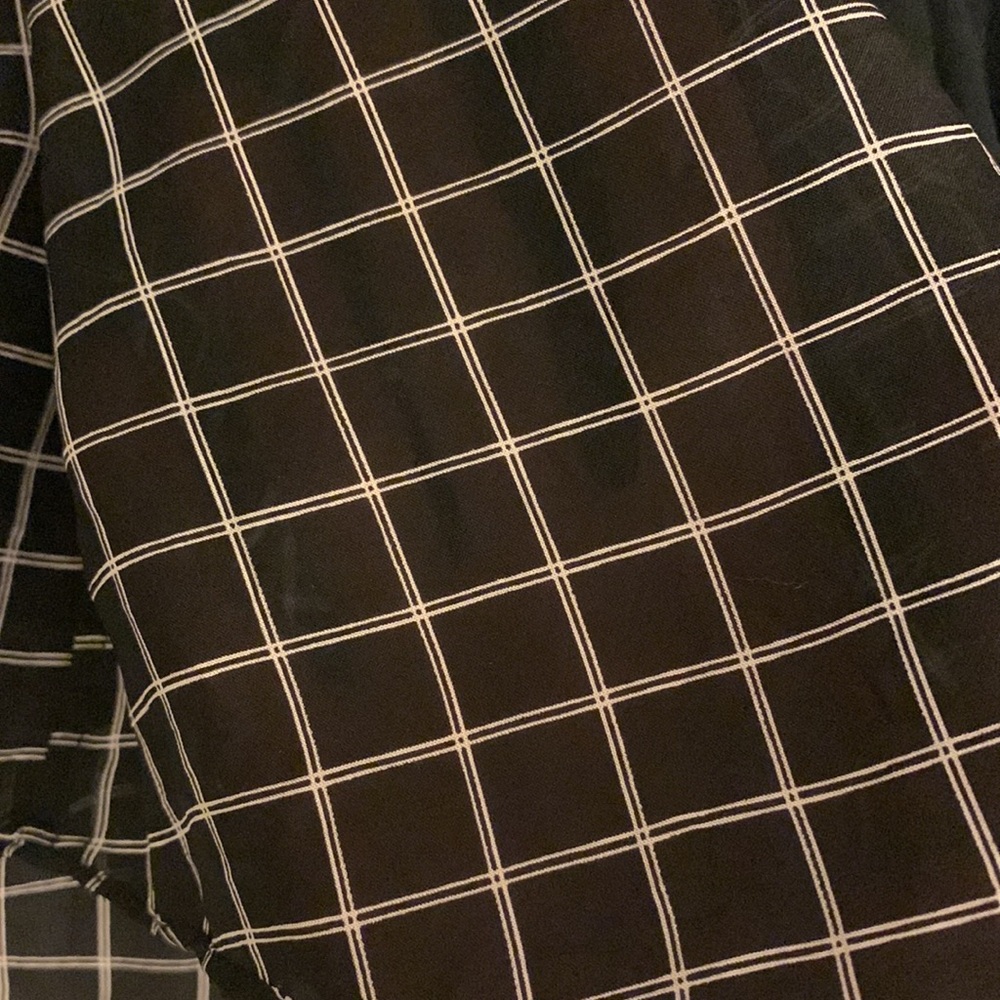 Club Monaco Silk Shirt.  Size XS - Picture 10 of 10